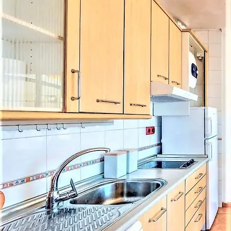 Apartament With Swimmingpool, Wifi And Free Parking In Arguineguin